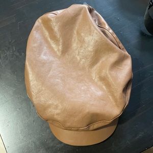 Women hat confortable